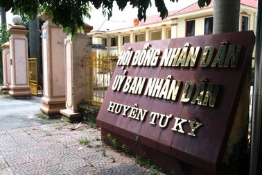 Cách chức Trưởng phòng Tư pháp dùng bằng “không hợp pháp”