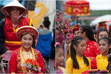 Tưng bừng hội chợ đón tết Việt ở Úc