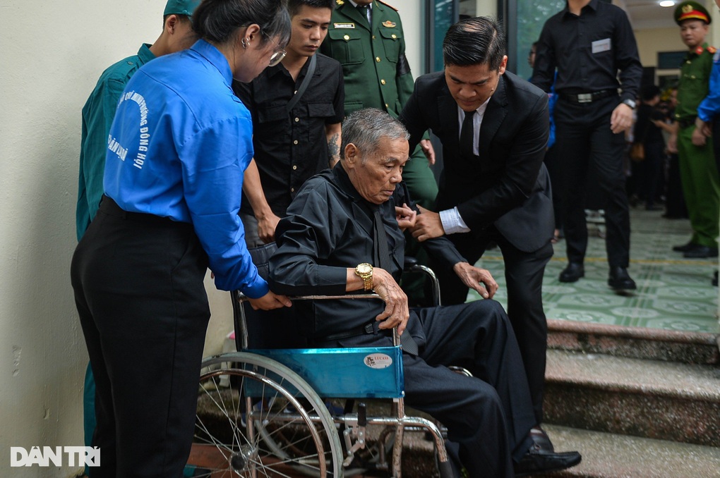 Bạn học cùng bàn của Tổng Bí thư: Tôi khóc, suốt đêm không ngủ được - 2 Bạn học cùng bàn của Tổng Bí thư: Tôi khóc, suốt đêm không ngủ được - 2