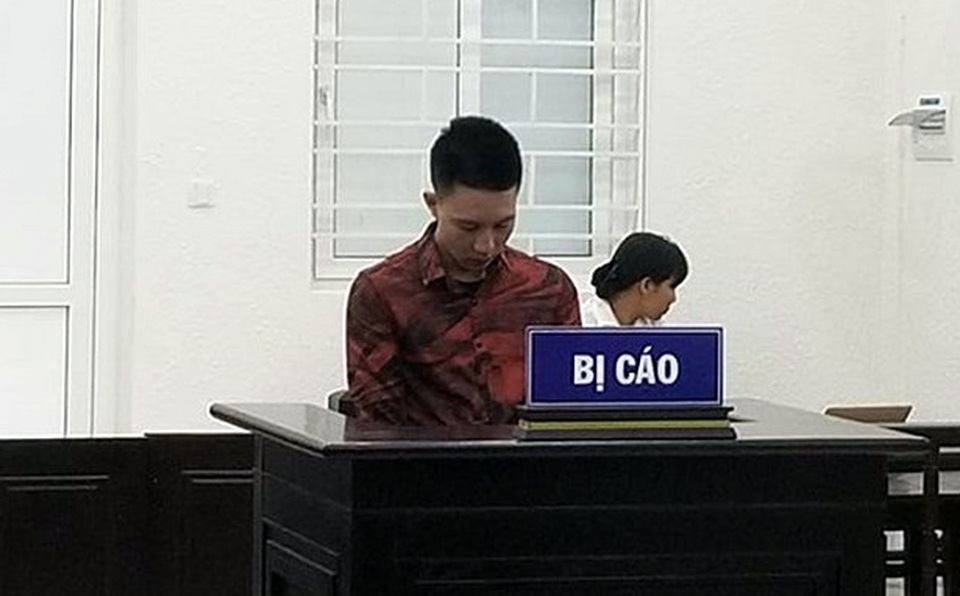 Hà Nội: Giao mật khẩu cửa chính cho gã thợ sơn, cô gái trẻ nhận kết đắng - 1