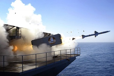 Mỹ lấy đại bác giết “muỗi”: Nhà độc tài 1 tỉ USD