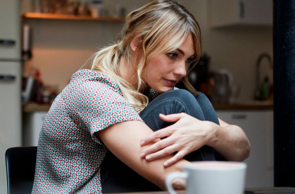 Mỗi khi giục người tình bỏ vợ, tôi luôn nhận được câu giờ chưa phải lúc - 1 Mỗi khi giục người tình bỏ vợ, tôi luôn nhận được câu giờ chưa phải lúc - 1