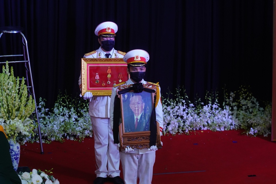 Lễ truy điệu và an táng nguyên Phó Thủ tướng Trương Vĩnh Trọng - 4 Lễ truy điệu và an táng nguyên Phó Thủ tướng Trương Vĩnh Trọng - 4