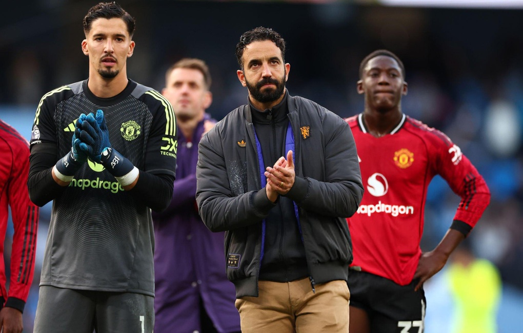 Đồng sở hữu Man Utd họp khẩn với HLV Amorim - 1 Đồng sở hữu Man Utd họp khẩn với HLV Amorim - 1
