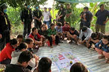 Bắt nhiều "quý bà" say máu trên sới bạc