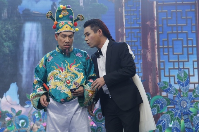 'Cô Đẩu' Công Lý có giới tính linh hoạt trong Táo quân 2017