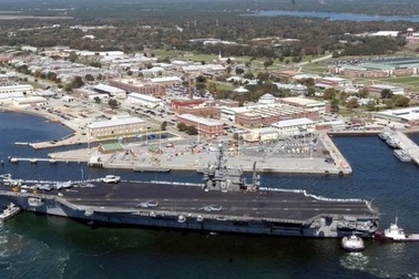 Sĩ quan thực tập bắn chết 3 người ở căn cứ quân sự Mỹ