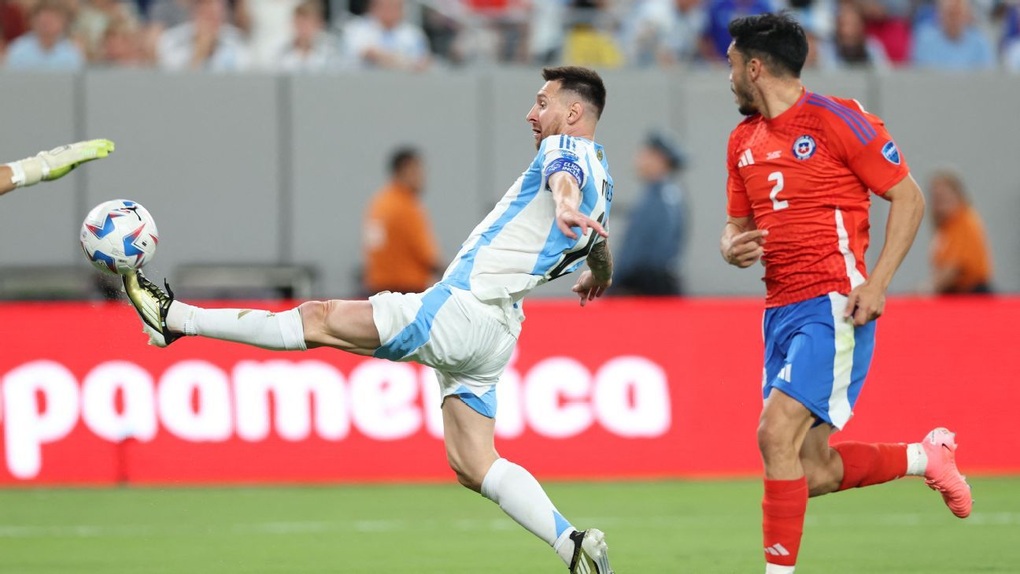 Copa America 2024: HLV Argentina bị cấm chỉ đạo trong trận gặp Peru - 2