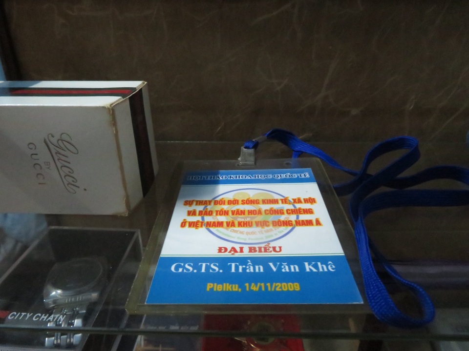 Con trai GS-TS Trần Văn Khê không thể về giỗ cha vì dịch Covid-19 - 7 Con trai GS-TS Trần Văn Khê không thể về giỗ cha vì dịch Covid-19 - 7