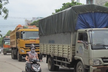 Xử lý gần 900 xe quá tải trọng trên Quốc lộ 1A