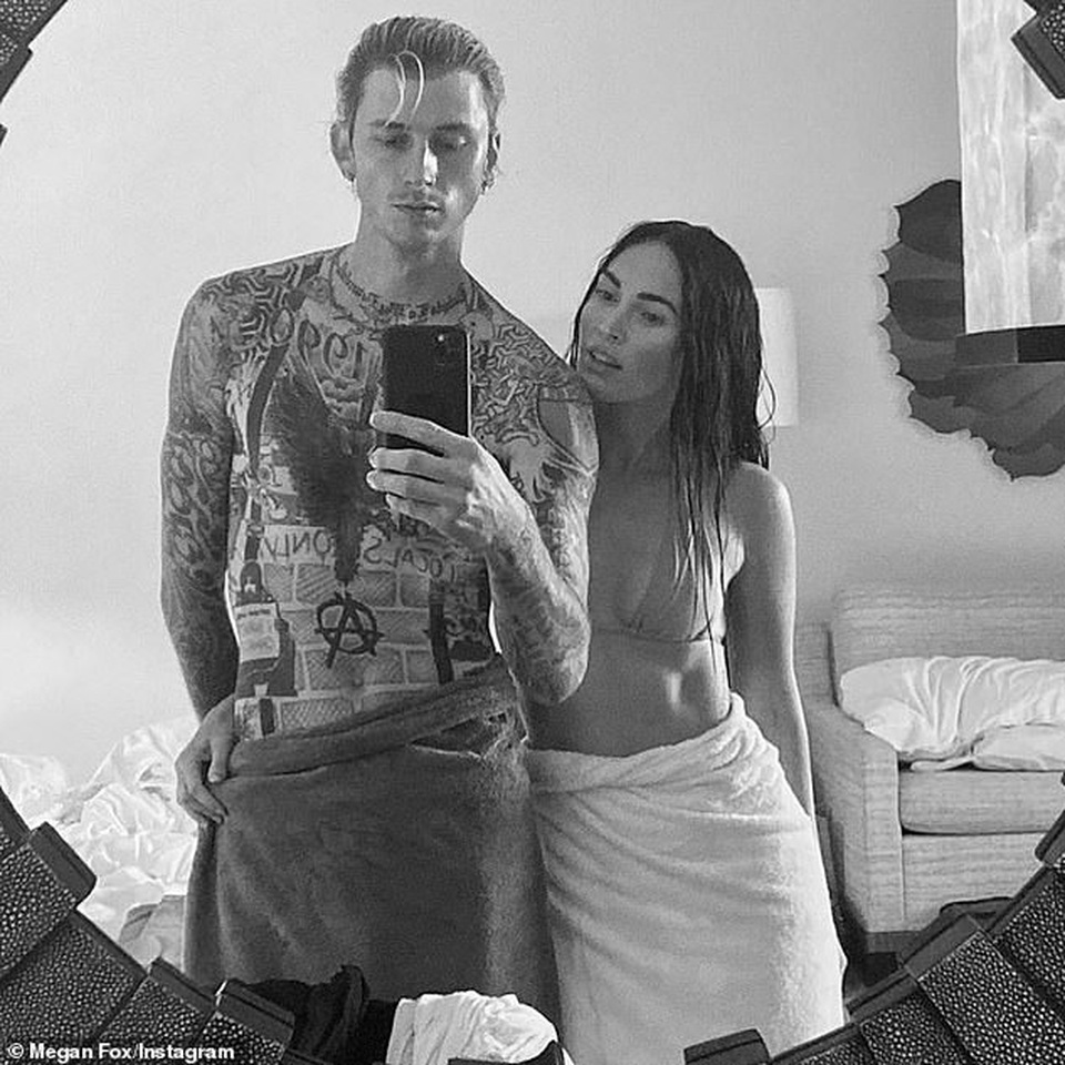 Megan Fox gợi cảm bên bạn trai kém tuổi - 9 Megan Fox gợi cảm bên bạn trai kém tuổi - 9