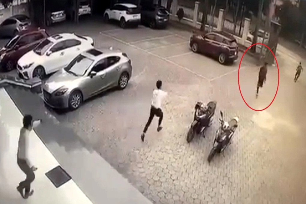 Hé lộ nguyên nhân khiến Phó giám đốc công ty gỗ đi cướp ngân hàng - 2 Hé lộ nguyên nhân khiến Phó giám đốc công ty gỗ đi cướp ngân hàng - 2