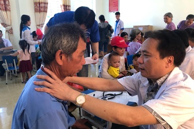 Nhiều người được phát hiện huyết áp tăng vọt khi đi khám miễn phí