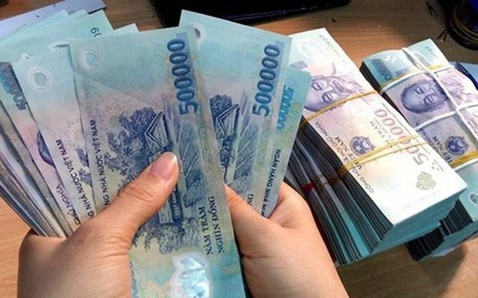 Dồn hết tiền mua đất, mẹ 2 con quay cuồng kiếm 15 triệu đồng tiêu Tết - 2 Dồn hết tiền mua đất, mẹ 2 con quay cuồng kiếm 15 triệu đồng tiêu Tết - 2