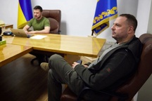 Tổng thống Ukraine bác tin quyền lực rơi vào tay cấp dưới