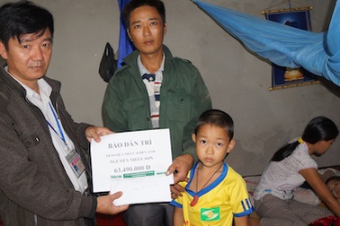 Hơn 63 triệu đồng đến với gia cảnh "Con đau lắm, mẹ ơi"