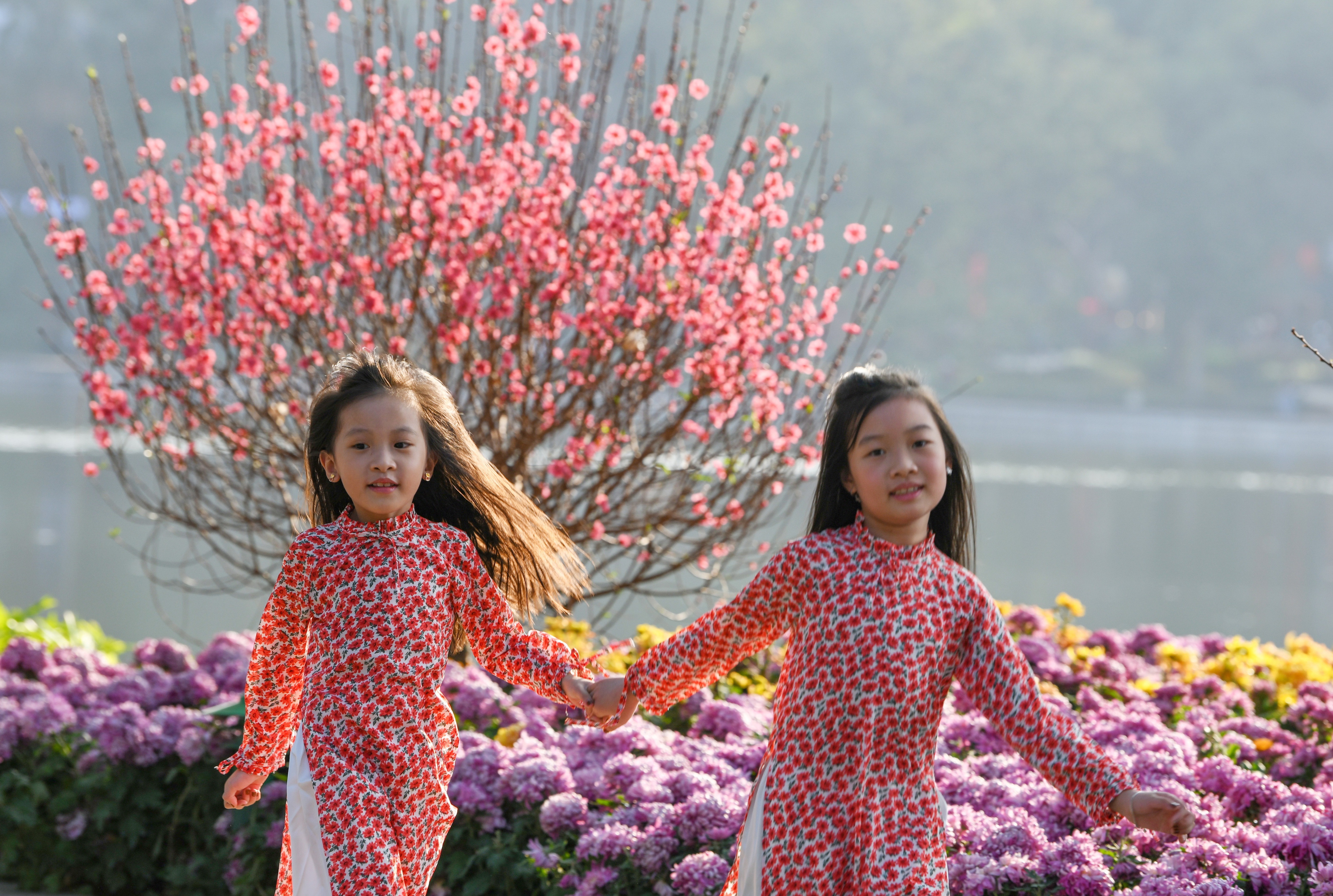 Mùa xuân Tân Sửu ngập tràn tình yêu và hy vọng qua Cuộc thi ảnh báo Dân trí - 2 Mùa xuân Tân Sửu ngập tràn tình yêu và hy vọng qua Cuộc thi ảnh báo Dân trí - 2