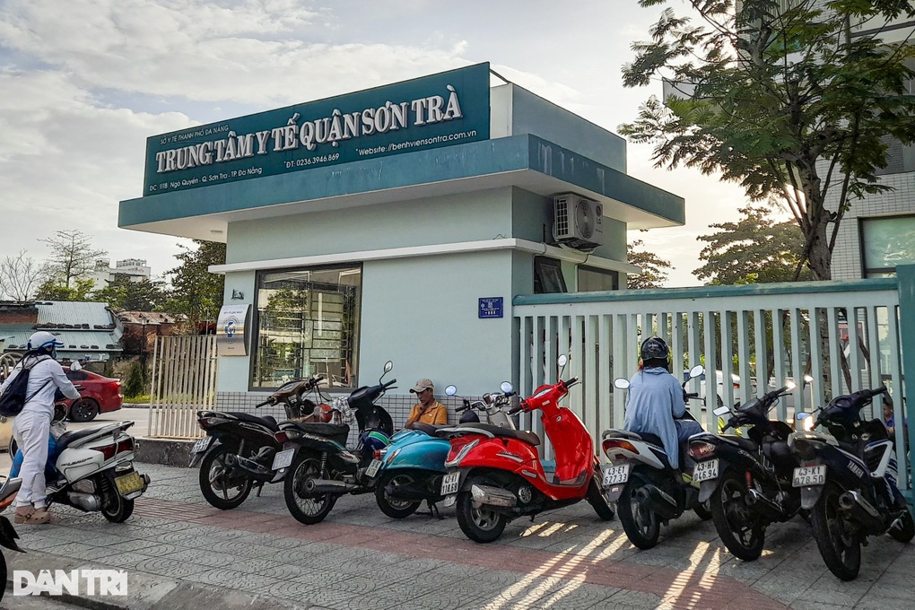 Trung tâm y tế xin lỗi vì nhân viên giữ xe không nhận tiền 500 đồng - 1 Trung tâm y tế xin lỗi vì nhân viên giữ xe không nhận tiền 500 đồng - 1