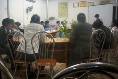 Phó khoa bị hành hung “choáng” với kết quả kỷ luật