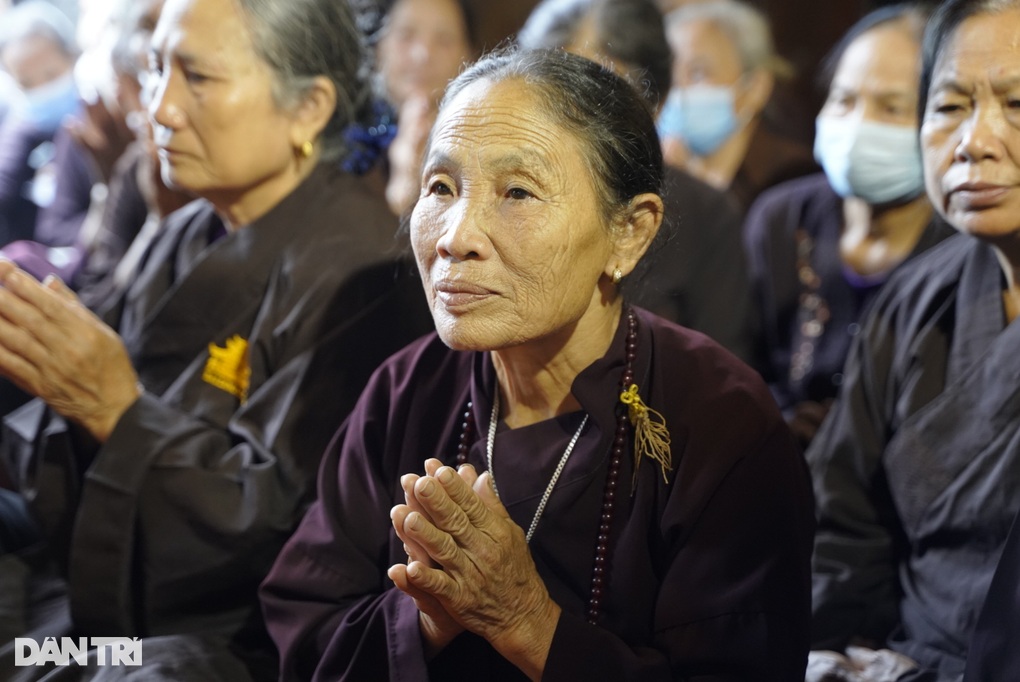 Hàng nghìn Tăng ni, Phật tử dự lễ húy kỵ Quốc sư Nguyễn Minh Không - 3 Hàng nghìn Tăng ni, Phật tử dự lễ húy kỵ Quốc sư Nguyễn Minh Không - 3