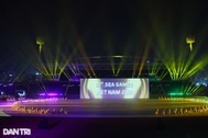 Thay đổi bất ngờ người cầm cờ đoàn Việt Nam ở lễ khai mạc SEA Games