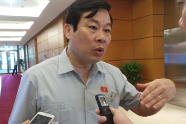 Bộ trưởng nói về việc “xử” facebook mạo danh lãnh đạo nhà nước