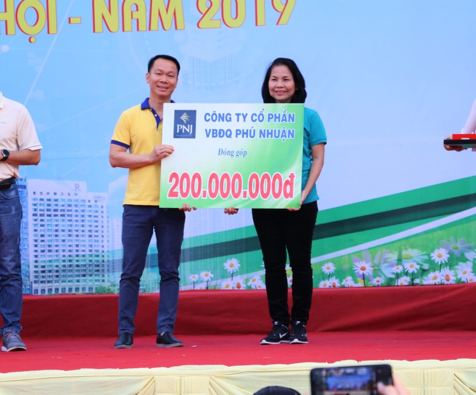 PNJ đi bộ đồng hành vì người nghèo 2019 - 1 PNJ đi bộ đồng hành vì người nghèo 2019 - 1
