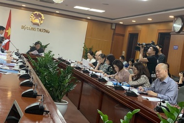 Tác động khủng khiếp của dịch Covid-19: DN đối mặt việc ngừng sản xuất