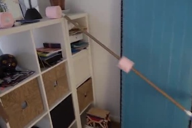 Màn lấy nước rửa tay cầu kỳ nhất từng thấy