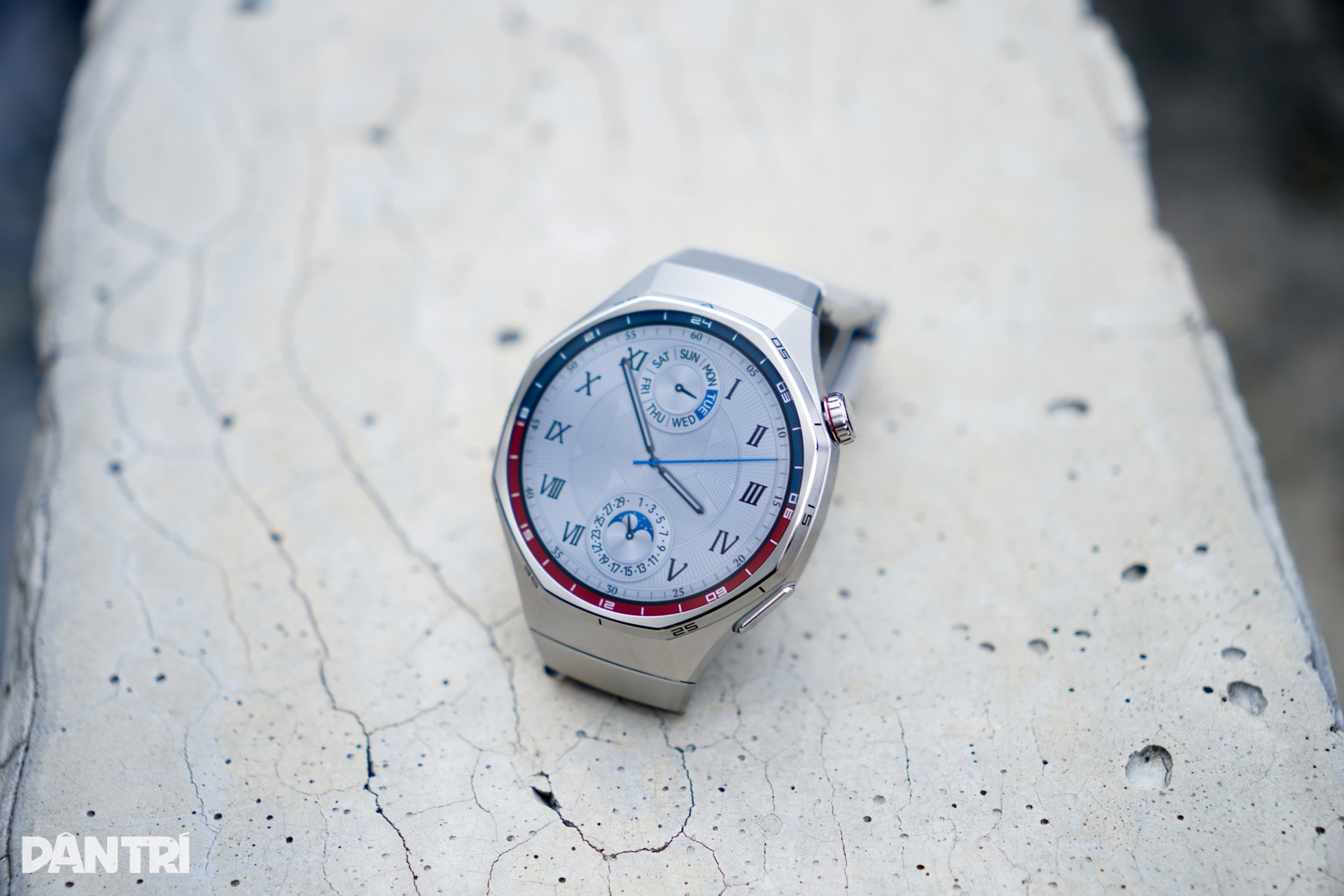 Huawei Watch GT 6 Pro: Có gì để đối đầu Galaxy Watch8, Apple Watch S11? - 1