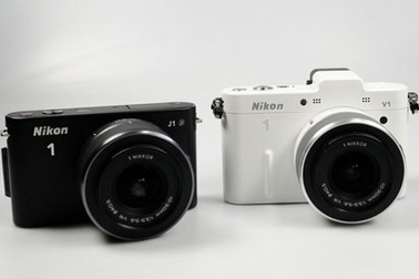 Ngắm bộ đôi máy ảnh siêu gọn Nikon 1 V1 và J1
