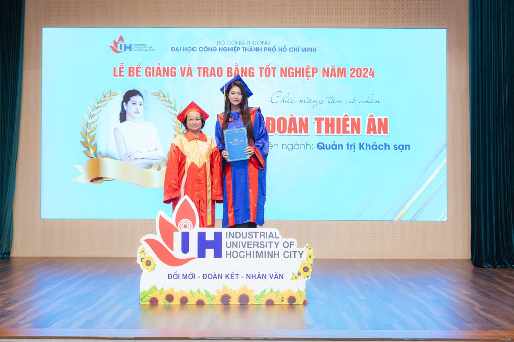 Sau Thùy Tiên, đến lượt bằng cấp của Hoa hậu Đoàn Thiên Ân gặp sóng gió - 1 Sau Thùy Tiên, đến lượt bằng cấp của Hoa hậu Đoàn Thiên Ân gặp sóng gió - 1