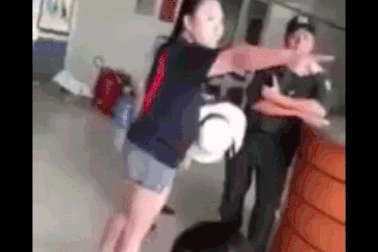 Nữ hành khách "mạt sát" nhân viên hàng không là cán bộ công an ở Hà Nội