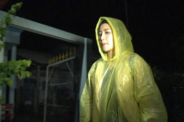 Đến lượt Y Nhu, Yan My lang thang trong mưa xin ở trọ