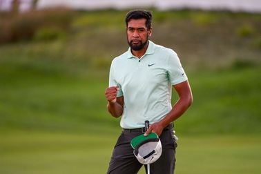 Tony Finau tạm dẫn đầu Mexico Open trước ngày thi đấu cuối cùng