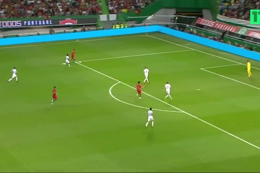 C.Ronaldo ghi bàn thứ 699 trong sự nghiệp, Bồ Đào Nha đại thắng Luxemburg