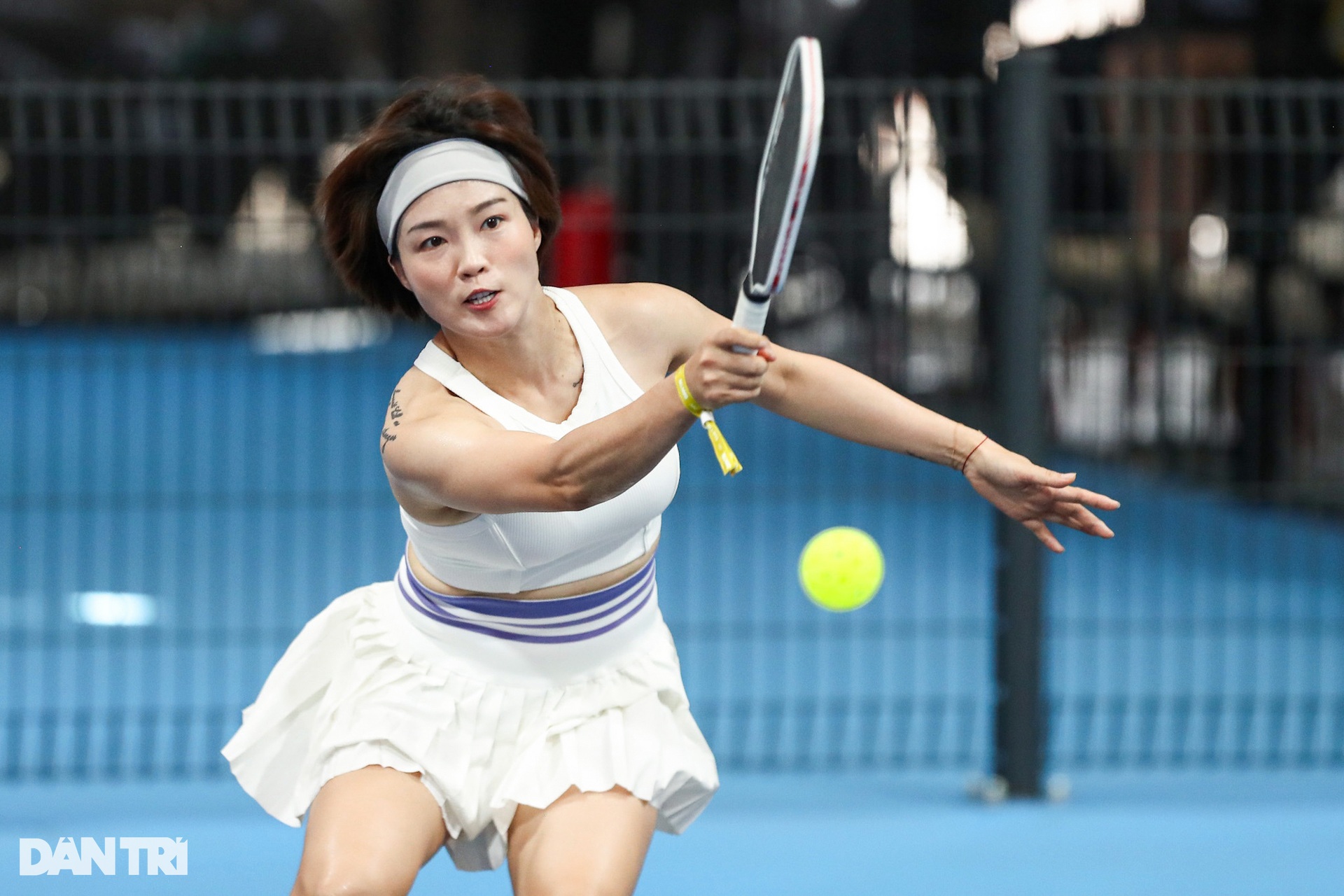 Giằng co kịch tính các trận đấu pickleball Dân trí 20 năm - Rực rỡ ngày mới - 13 Giằng co kịch tính các trận đấu pickleball Dân trí 20 năm - Rực rỡ ngày mới - 13