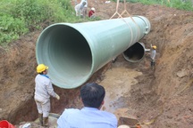 Nước sông Đà giảm áp lực, người Hà Nội lao đao vì thiếu nước sạch