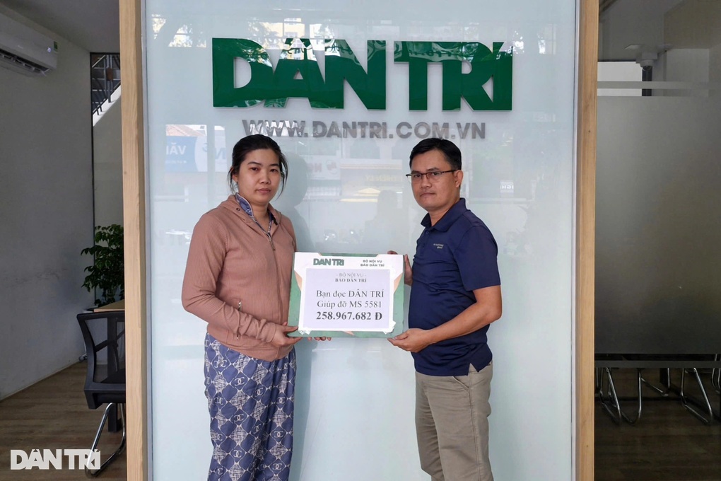 Bạn đọc Dân trí giúp đỡ bé Gia Phúc hơn 258 triệu đồng - 1 Bạn đọc Dân trí giúp đỡ bé Gia Phúc hơn 258 triệu đồng - 1
