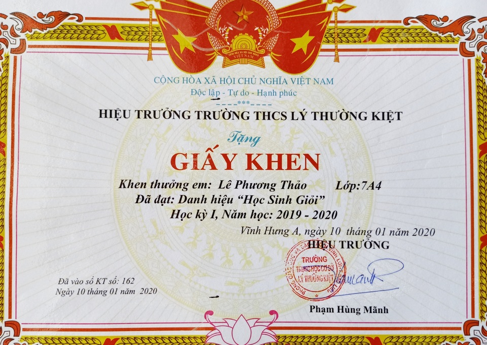 Xót xa người mẹ mắc 7 căn bệnh, con gái bị bố bỏ rơi từ khi còn nhỏ - 6 Xót xa người mẹ mắc 7 căn bệnh, con gái bị bố bỏ rơi từ khi còn nhỏ - 6