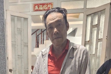 Dụ dỗ người bán vé số ở TPHCM đi nhận quà từ thiện rồi cướp tài sản