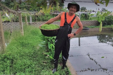 Anh nông dân 8x kiếm cả trăm triệu mỗi năm nhờ mô hình nuôi ốc nhồi