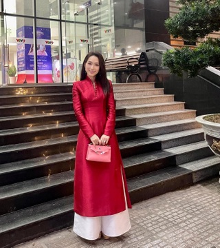 "Biểu tượng gợi cảm" Quỳnh Thy: Tuổi 42 trẻ trung, cơ bụng số 11 gây sốt - 5