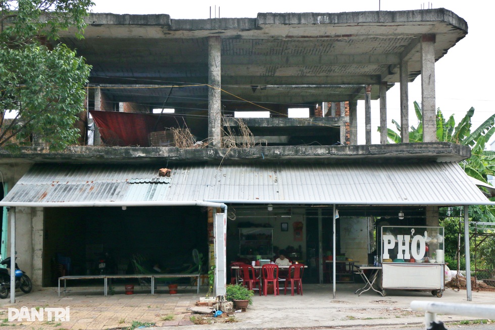 Cần Thơ: Loạt dự án bất động sản ở vị trí đắc địa bị đứng hình - 5 Cần Thơ: Loạt dự án bất động sản ở vị trí đắc địa bị đứng hình - 5