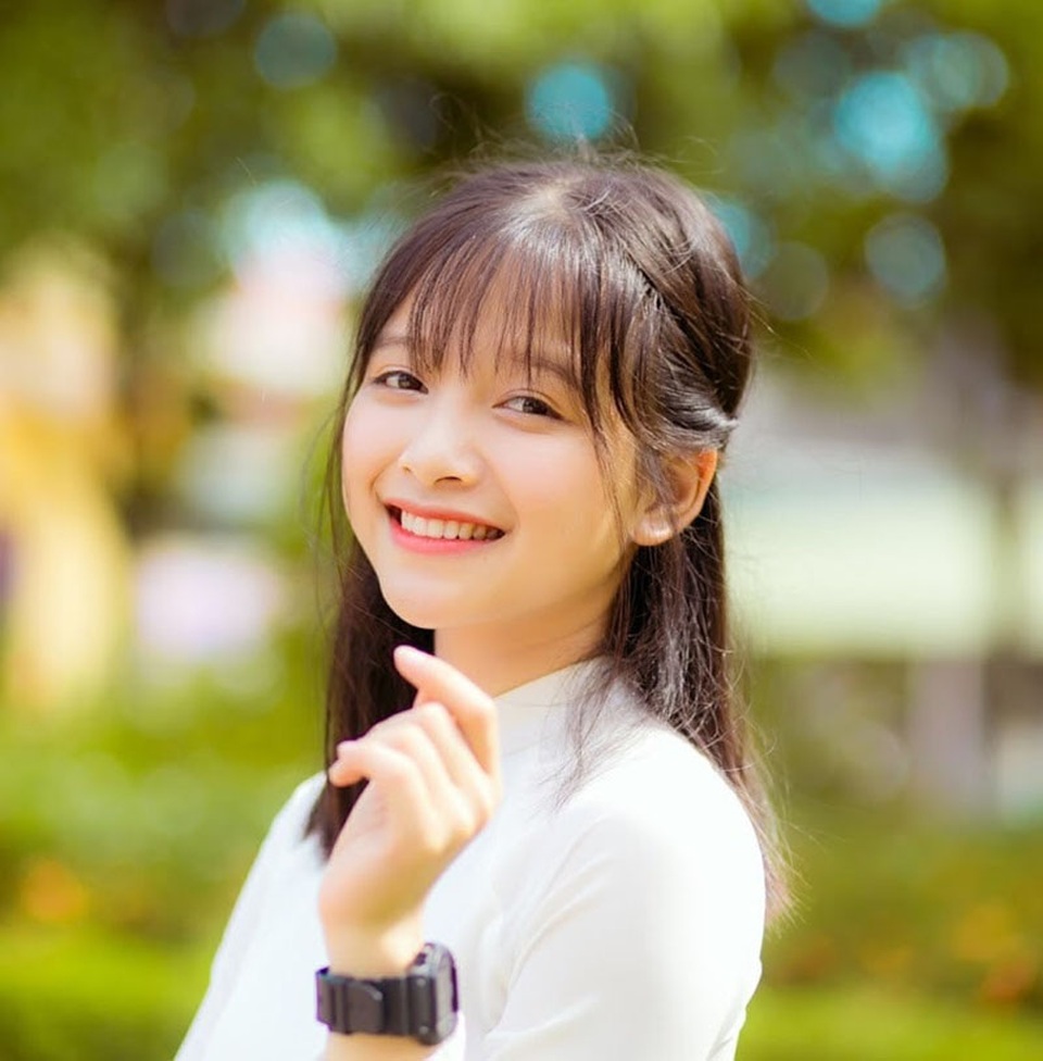 Nét đẹp dung dị của nữ sinh xứ Nghệ nổi tiếng nhờ một bức ảnh - 2 Nét đẹp dung dị của nữ sinh xứ Nghệ nổi tiếng nhờ một bức ảnh - 2