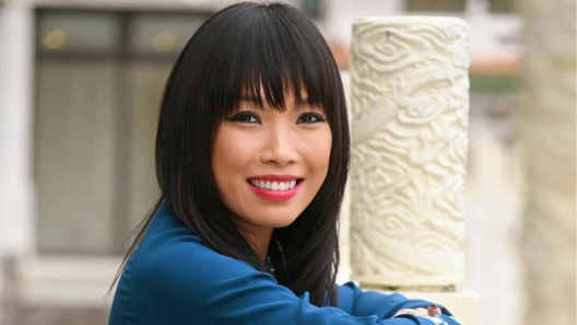 Stéphanie Đỗ: Từ người nhập cư trở thành nữ nghị sĩ Pháp gốc Việt đầu tiên