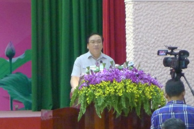 Tái cơ cấu nông nghiệp: Đừng để "đèn nhà ai nấy sáng, ruộng nhà ai nấy cày"