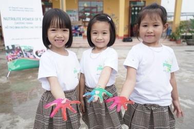 Amway ký thỏa thuận hợp tác với Bộ Y tế về cải thiện dinh dưỡng cho trẻ dưới 5 tuổi