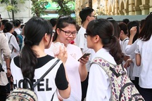 Bộ GD&ĐT: "Không có chuyện thay đổi đáp án môn lịch sử so với ban đầu"