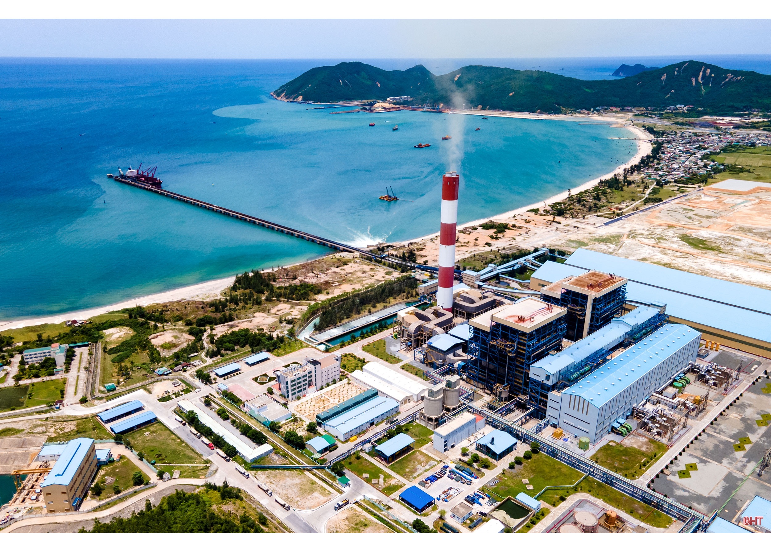 ក្រុមហ៊ុនបុត្រសម្ព័ន្ធ Vinhomes កំណត់ពេលវេលាសាងសង់រោងចក្រផលិតរថយន្តទំហំ ៣៦ ហិកតា នៅខេត្ត Ha Tinh - ១ Công ty con của Vinhomes ấn định thời gian xây nhà máy xe 36ha tại Hà Tĩnh - 1